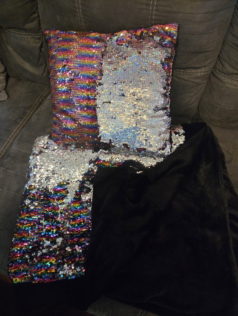 Reversible Sequin Throw And Pillow